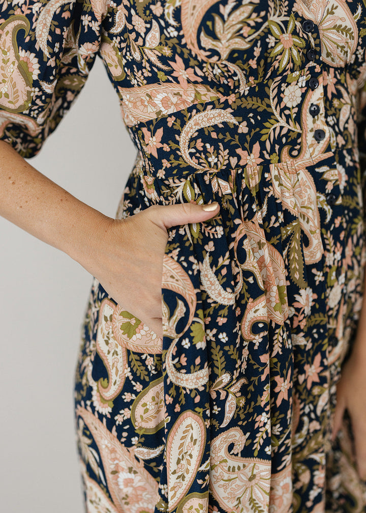 Charlotte Midi Dress in Peach Paisley