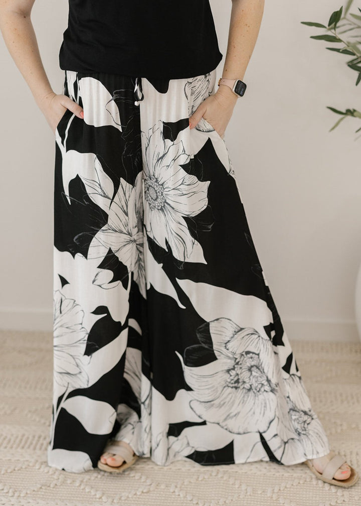 women's white and black floral culottes with pockets